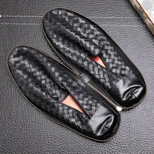 Comfortable hand-knitted leather moccasins