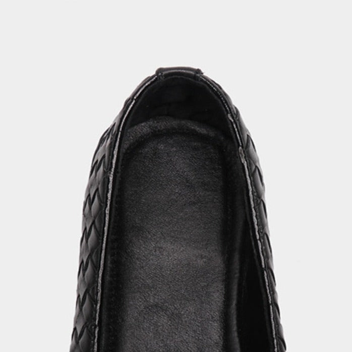 Comfortable hand-knitted leather moccasins