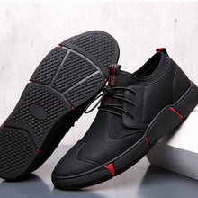 Load image into Gallery viewer, BLACK MEN&#39;S CASUAL SNEAKERS
