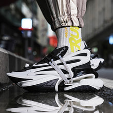 Load image into Gallery viewer, Bulky sneakers with cushioning
