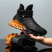 Load image into Gallery viewer, Men&#39;s Leather Insulated Sneakers
