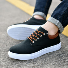 Load image into Gallery viewer, Comfortable Canvas Men&#39;s Sneakers
