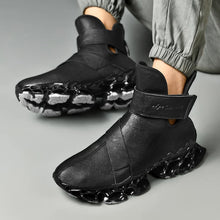 Load image into Gallery viewer, Men&#39;s Leather Insulated Sneakers
