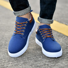 Load image into Gallery viewer, Comfortable Canvas Men&#39;s Sneakers
