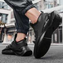 Load image into Gallery viewer, Fashionable men&#39;s sneakers
