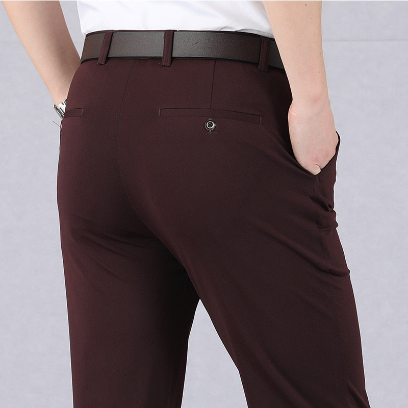 Classic men's trousers with high elasticity