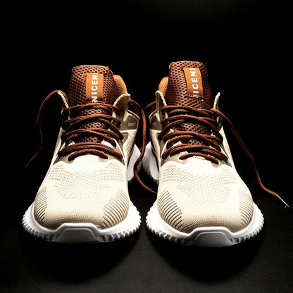 Fashionable men's sneakers