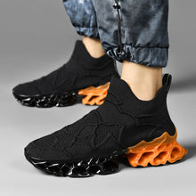 Load image into Gallery viewer, Stylish men&#39;s sneakers
