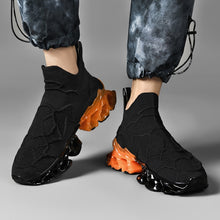 Load image into Gallery viewer, Stylish men&#39;s sneakers
