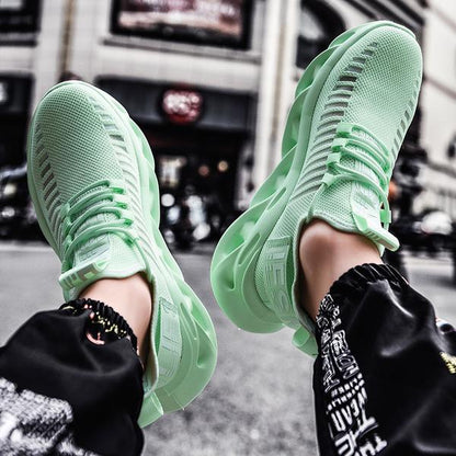 STYLISH MEN'S SNEAKERS.