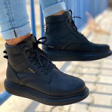Load image into Gallery viewer, High Top Walking Boots
