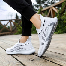 Load image into Gallery viewer, Comfortable casual sneakers
