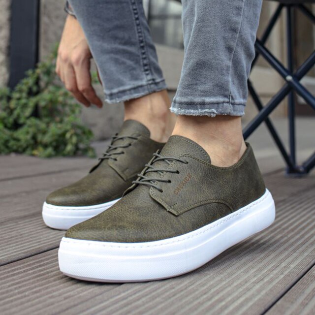 Fashionable men's shoes