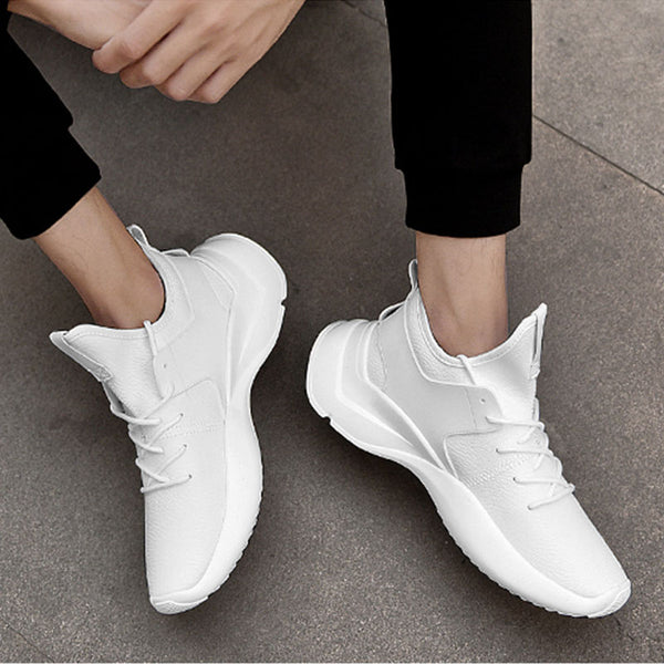 Fashionable men's sneakers