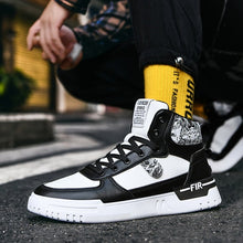 Load image into Gallery viewer, Luxury Men&#39;s Sneakers
